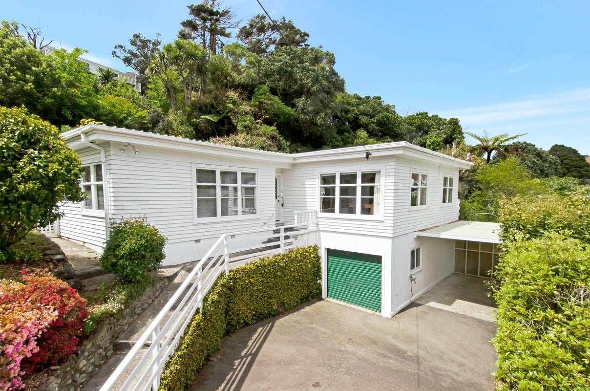 85 Campbell Street, Karori, Wellington - Carousel 1