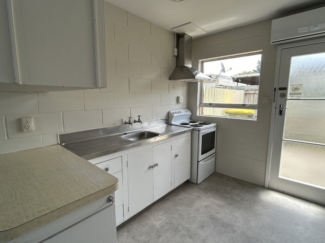 6/57 Norton Road, Frankton, Hamilton - Carousel 2