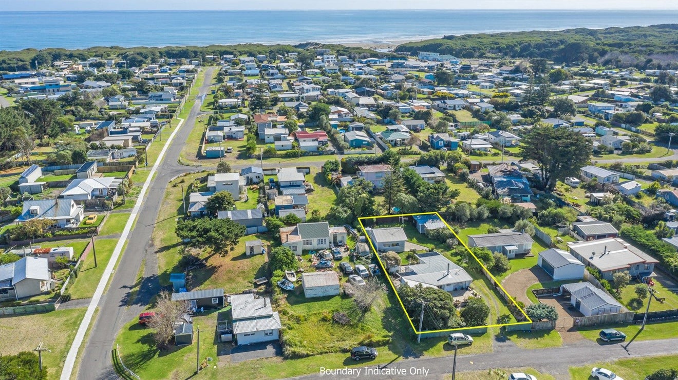 32 Muapoko Street, Himatangi Beach, Himatangi Beach - Carousel 20
