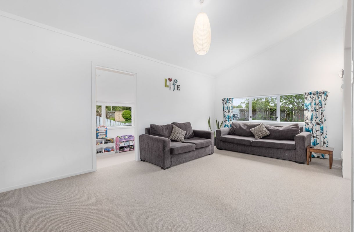 105 Leinster Avenue, Raumati South, Paraparaumu - Carousel 2