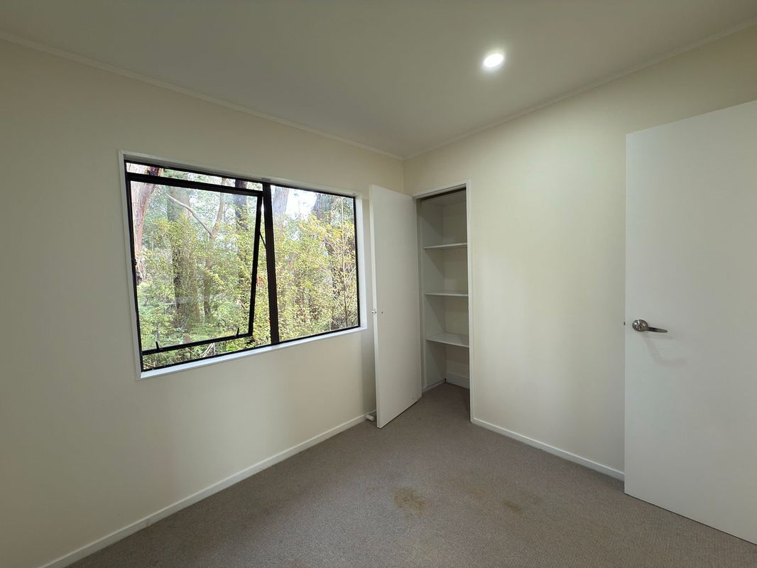 320 Paremoremo Road, Paremoremo, Auckland - Carousel 16