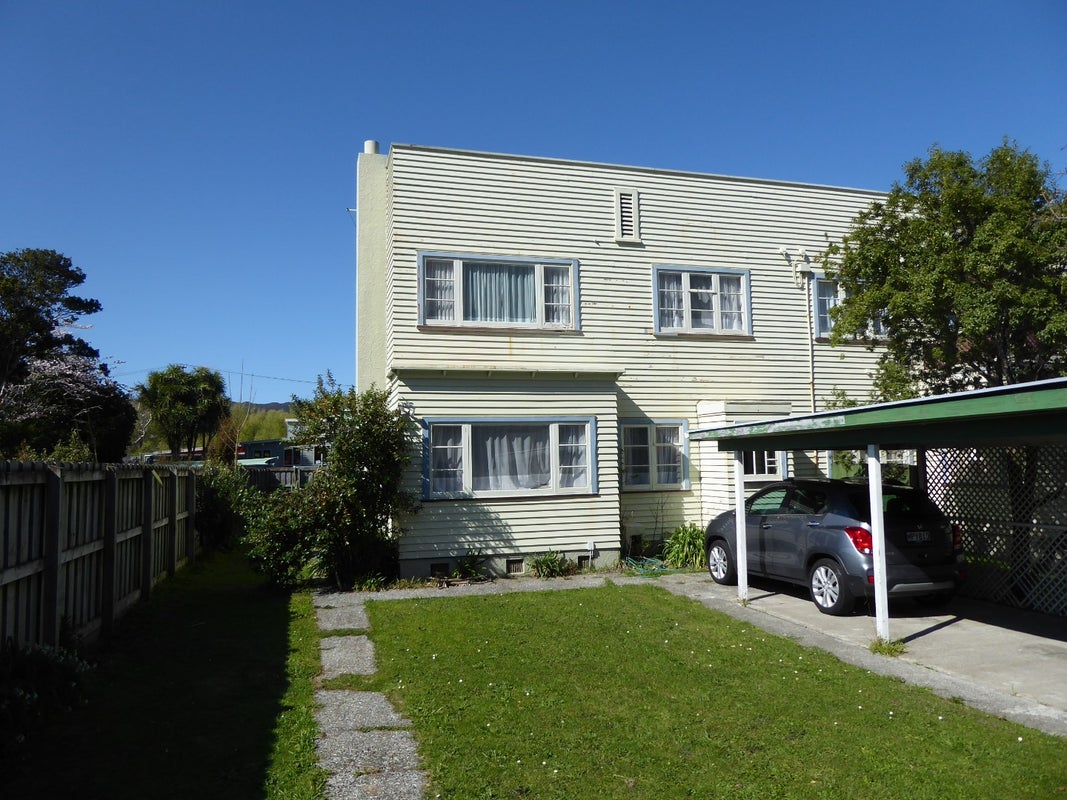 82 Pharazyn Street, Melling, Lower Hutt - Carousel 1