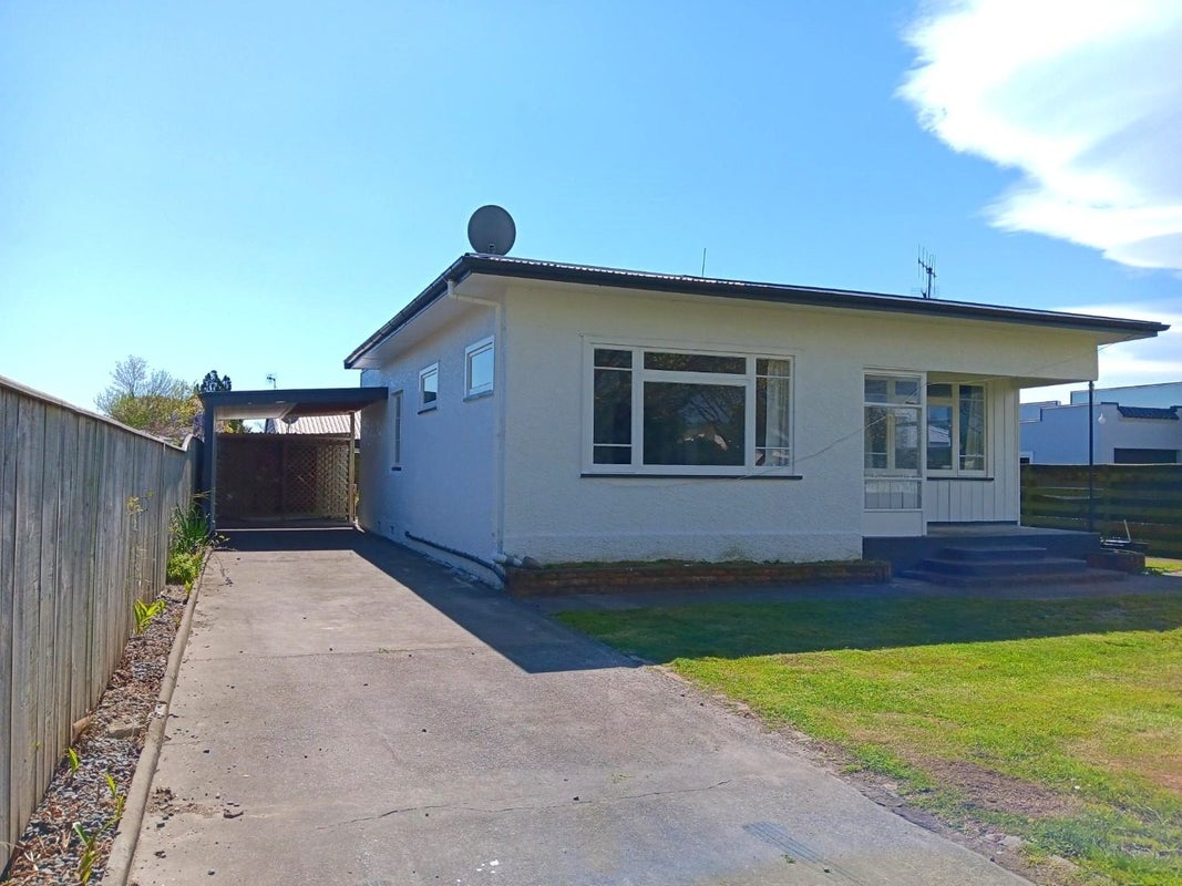 204 Gallien Street, Saint Leonards, Hastings - Carousel 2