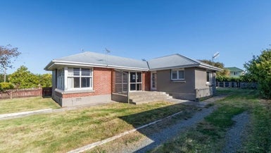 22 Adamson Crescent, Glengarry, Invercargill - Carousel 1