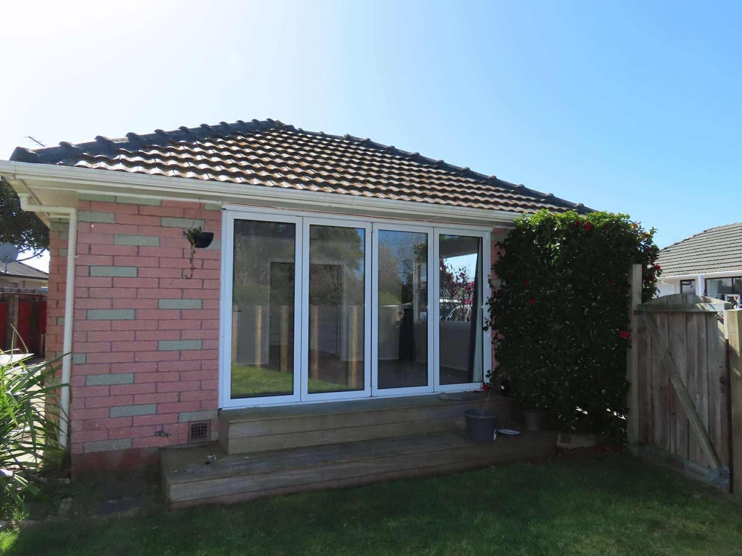 220 Beach Road, North New Brighton, Christchurch - Carousel 1