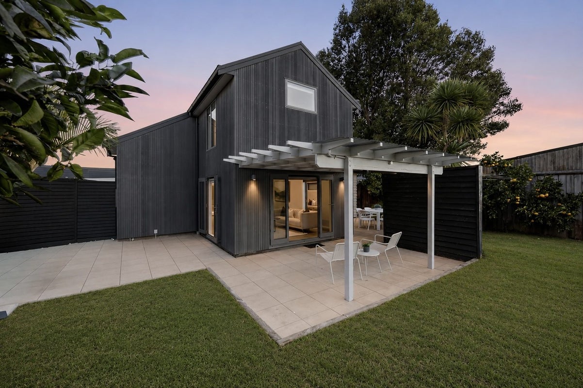 24A Rama Road, Point Chevalier, Auckland - Carousel 1