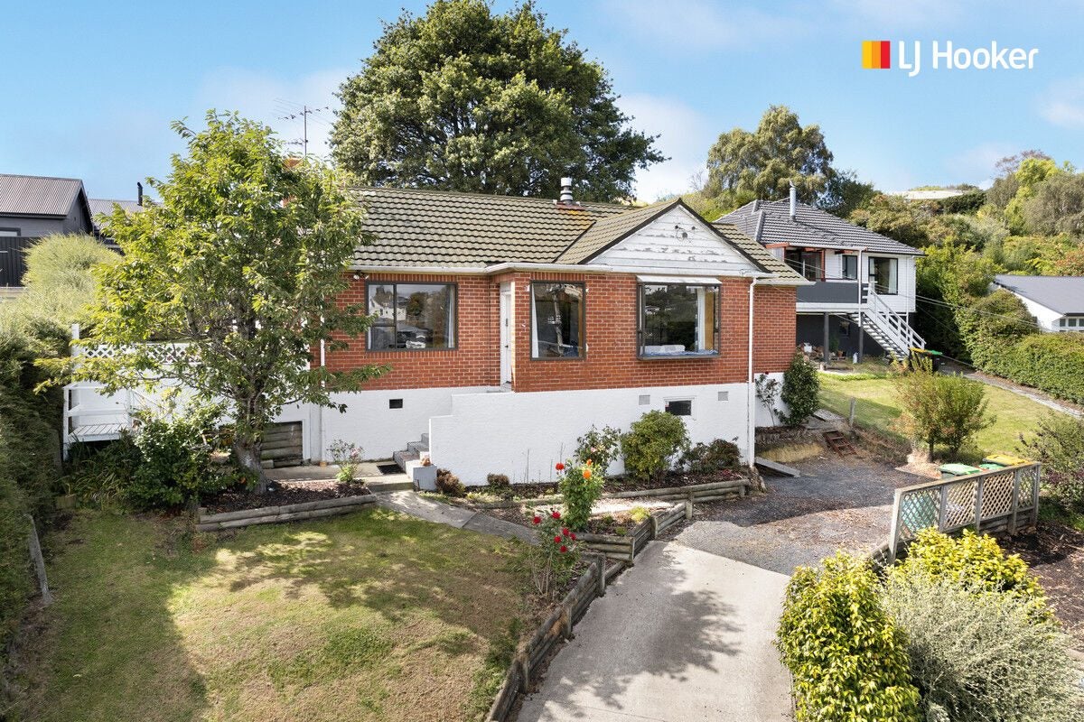 6 Quarry Road, Green Island, Dunedin - Carousel 1