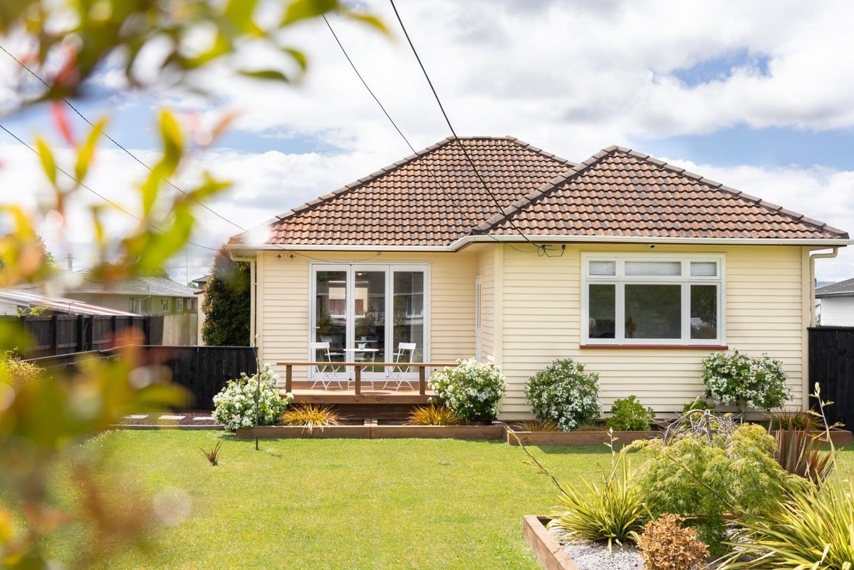 23 Koutu Road, Koutu, Rotorua - Carousel 1