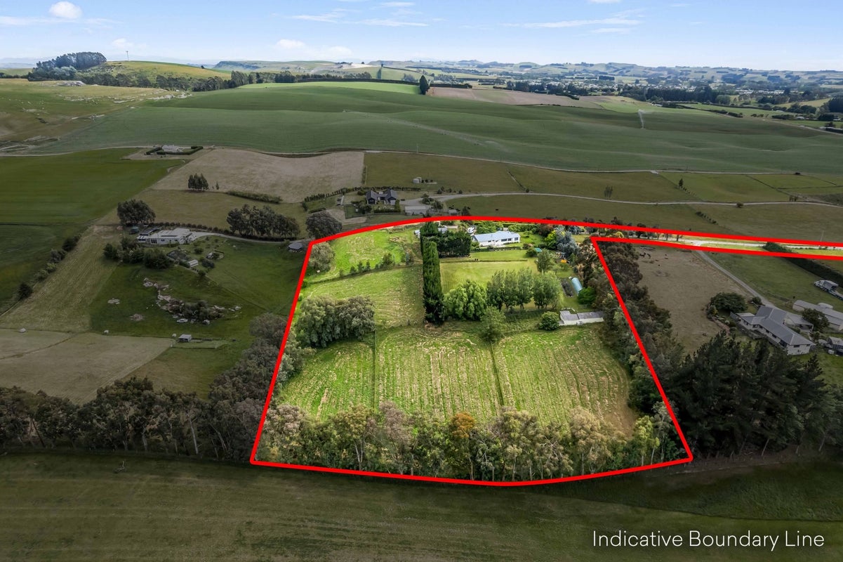 83 Whiterocks Road, Deborah, Oamaru - Carousel 36