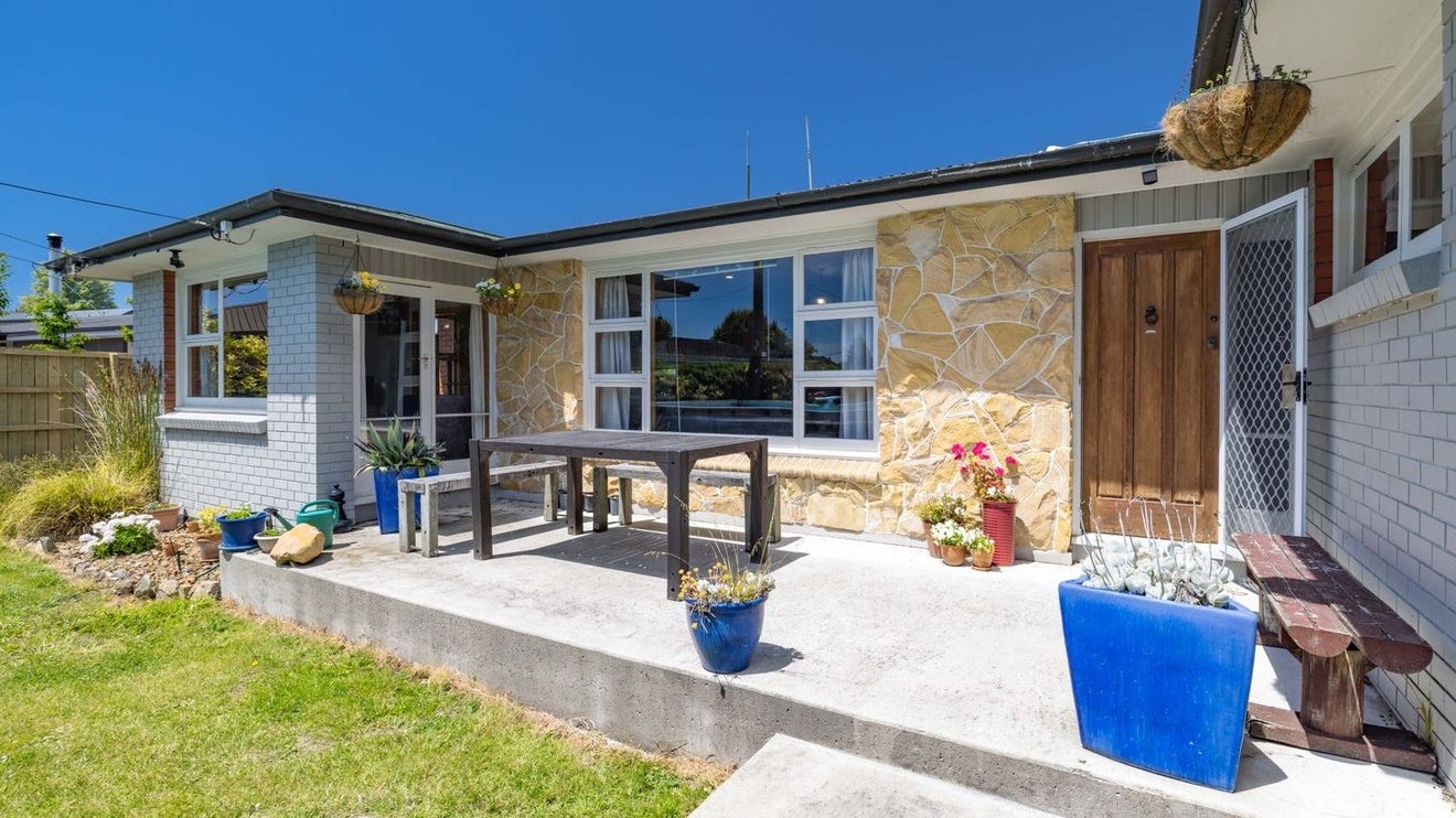 32A Plynlimon Road, Fendalton, Christchurch - Carousel 1