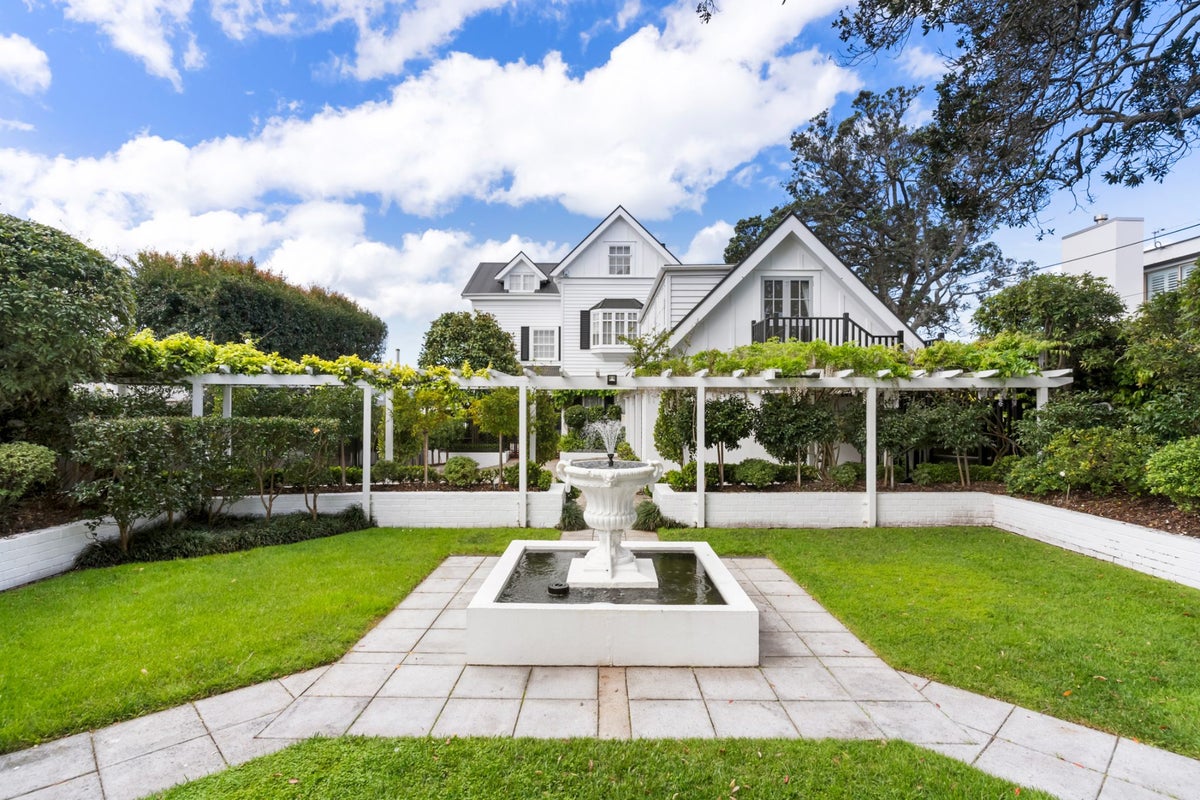 11 Kitchener Road, Takapuna, North Shore City, Auckland - Carousel 2
