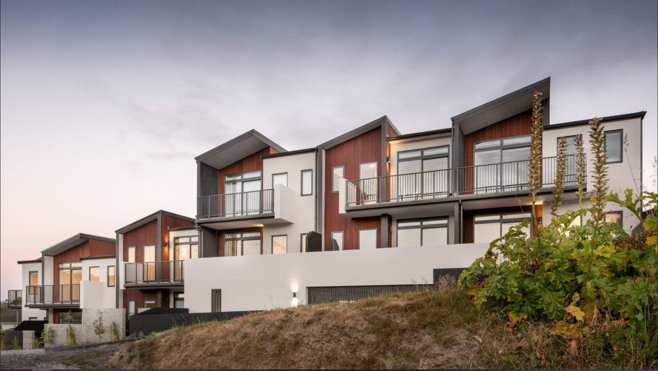 7/2 Hindmarsh Street, Johnsonville, Wellington - Carousel 1