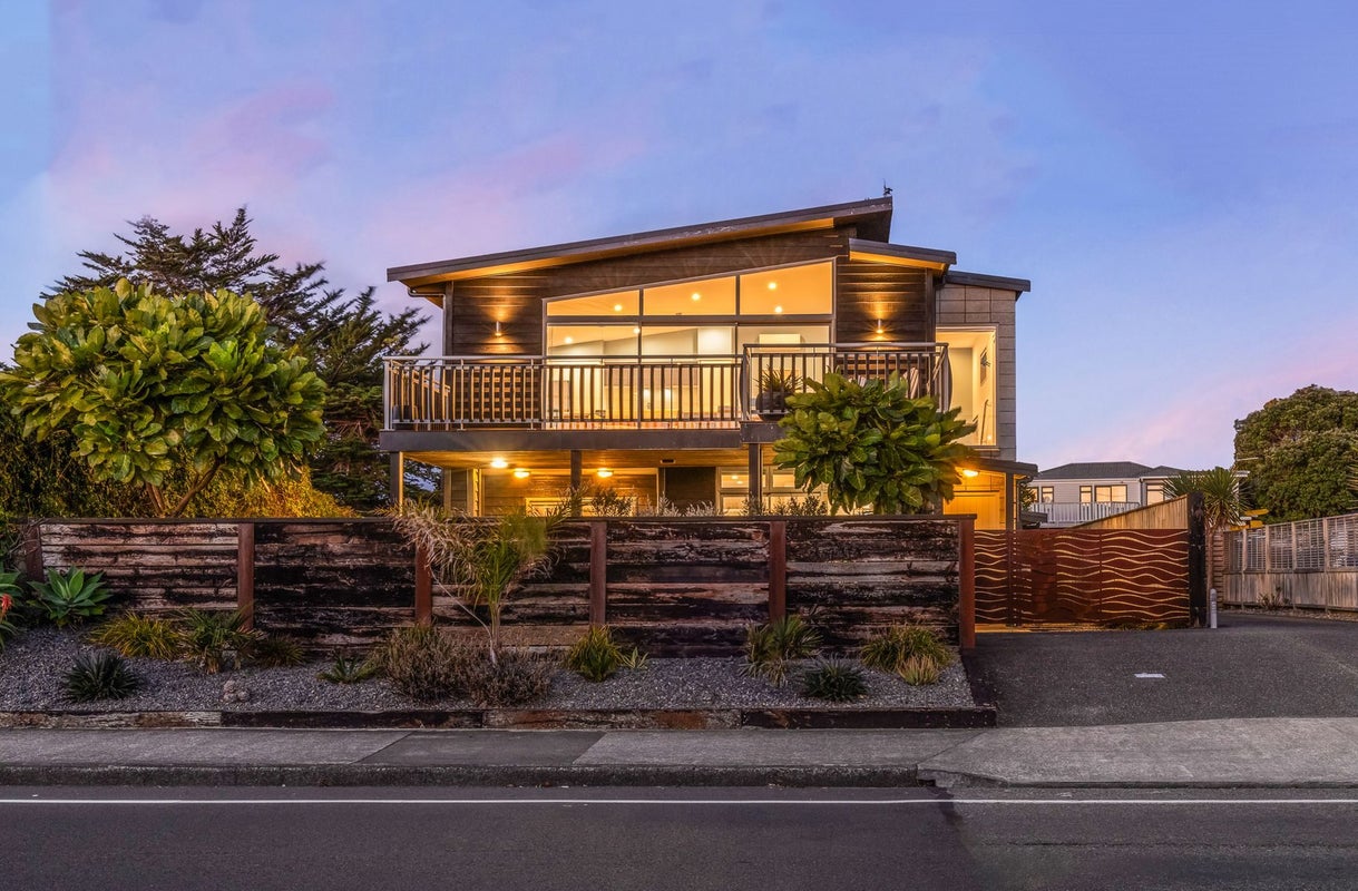 20B Wharemauku Road, Raumati Beach, Paraparaumu - Carousel 1