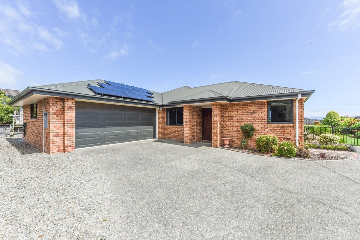 83 Fergusson Street, Stoke, Nelson - Carousel 1