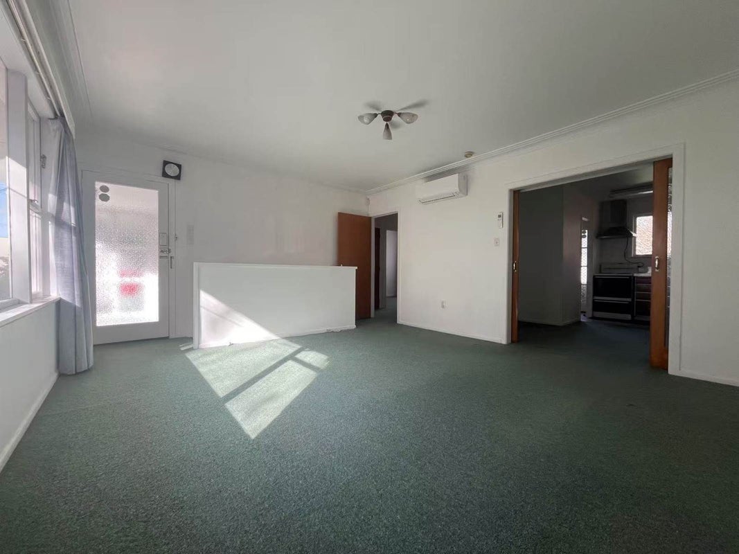 2A Oak Street, Royal Oak, Auckland - Carousel 2