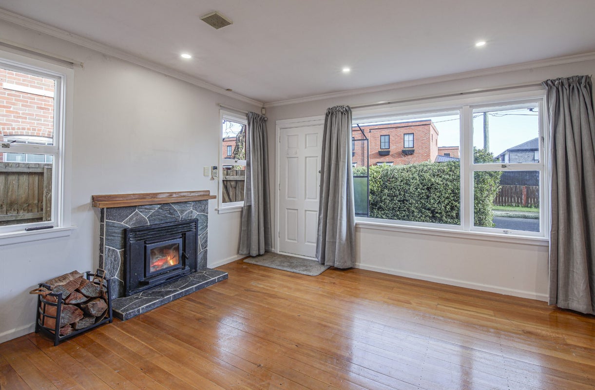 2/28 Bunyan Street, Waltham, Christchurch - Carousel 2