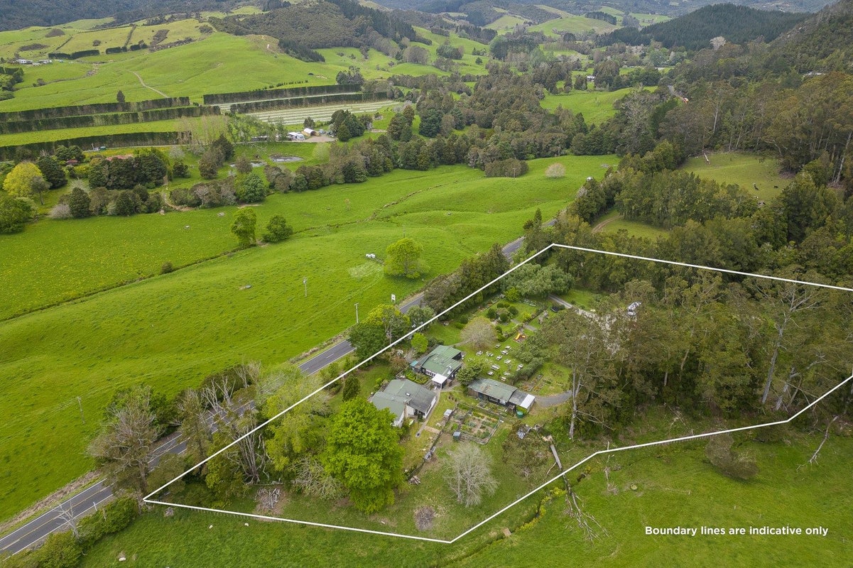 895 State Highway 25, WHENUAKITE, WHITIANGA - Carousel 2