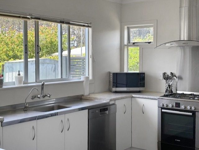 9 Andrews Street, Foxton Beach, Foxton - Carousel 2
