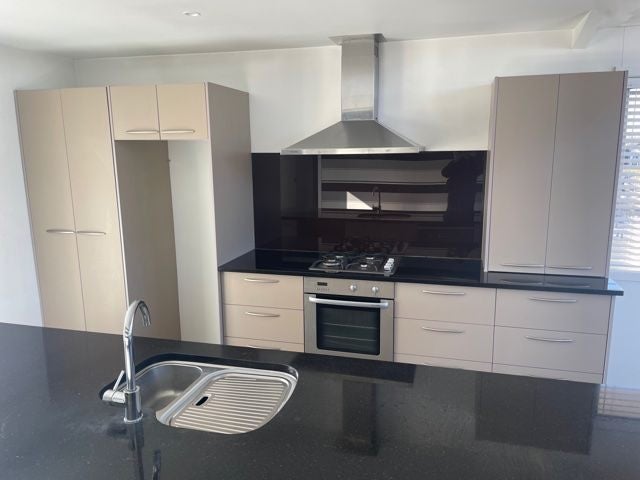 3 Donny Avenue, Chartwell, Hamilton - Carousel 2