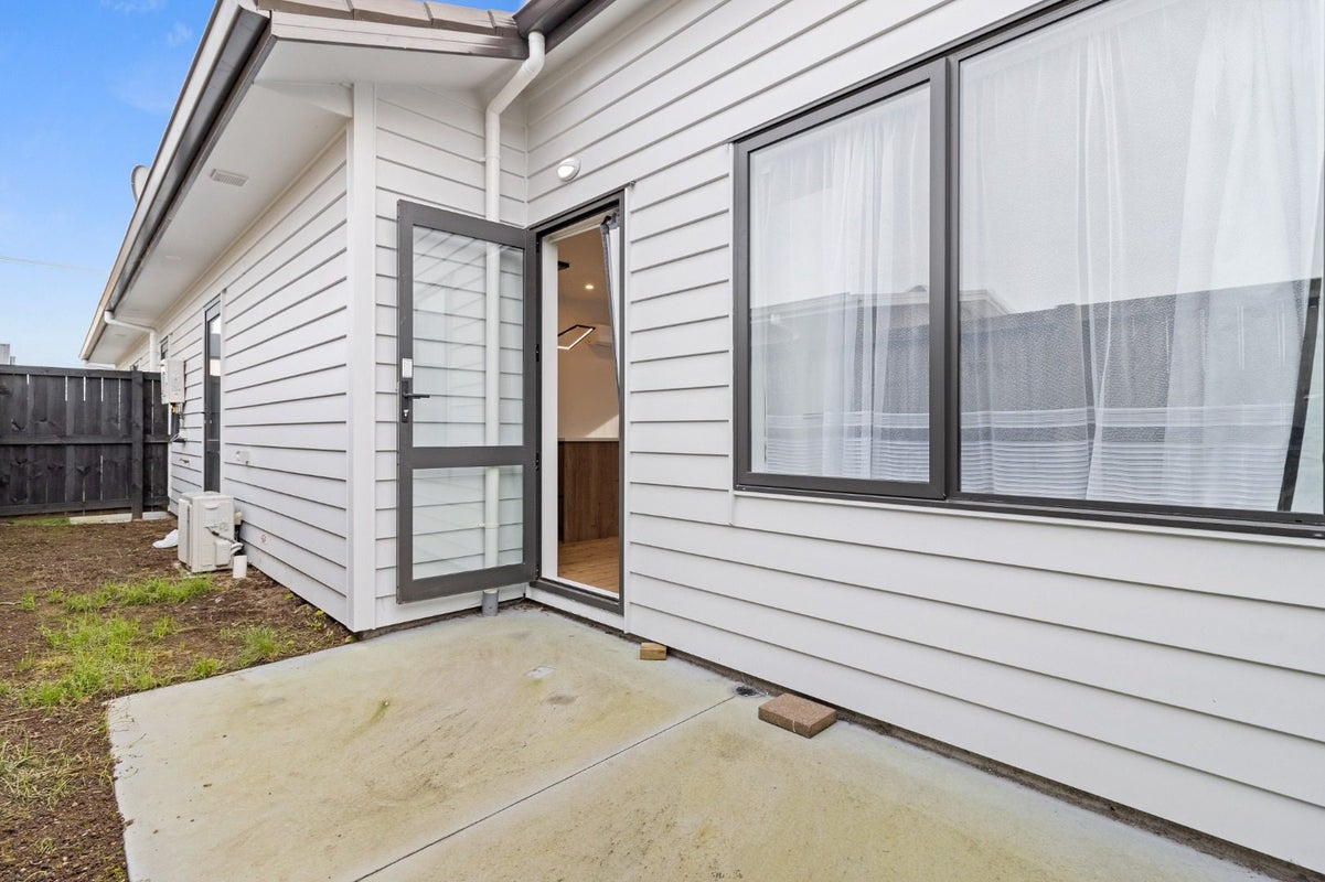 2/23 Campbell Street, Frankton, Hamilton - Carousel 9