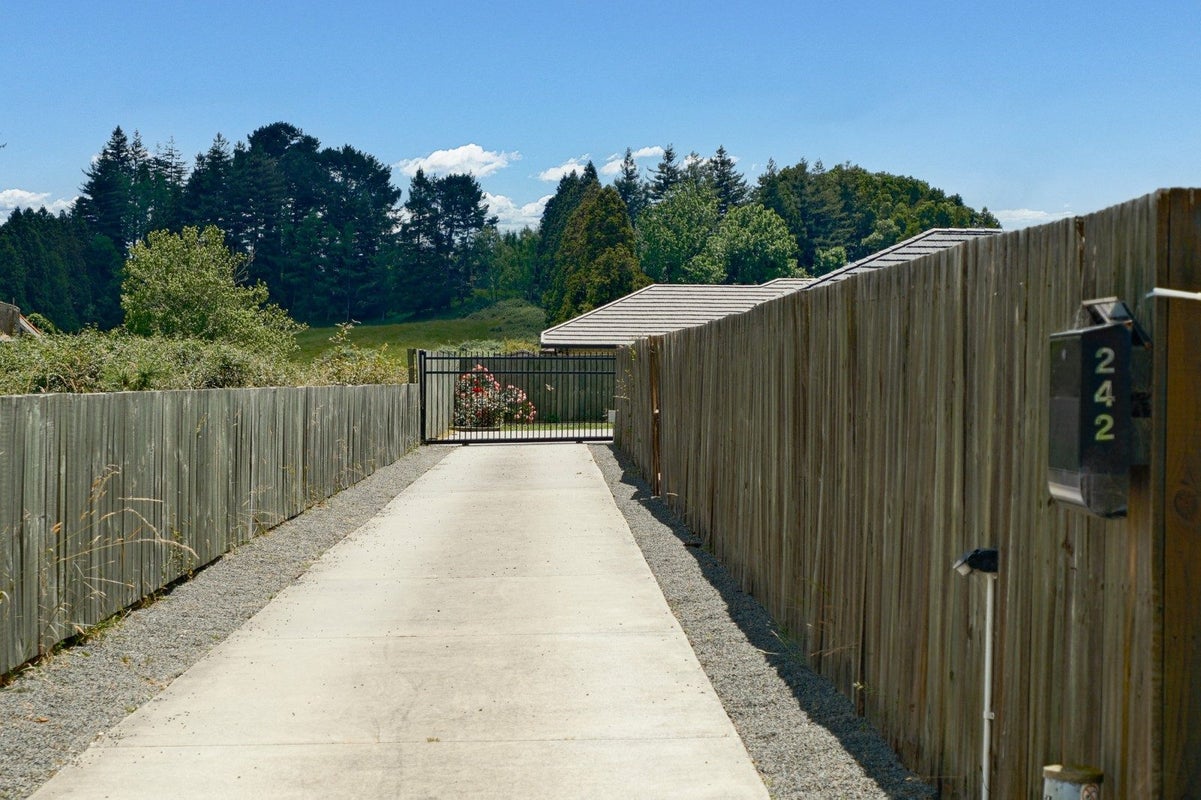 242 Vaughan Road, Owhata, Rotorua - Carousel 19