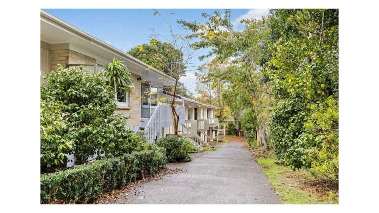4/10 Marsden Avenue, Balmoral, Auckland - Carousel 1