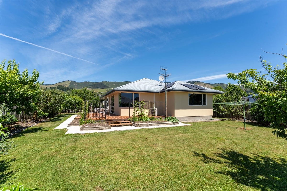 34 Appaloosa Avenue, Richmond - Carousel 1