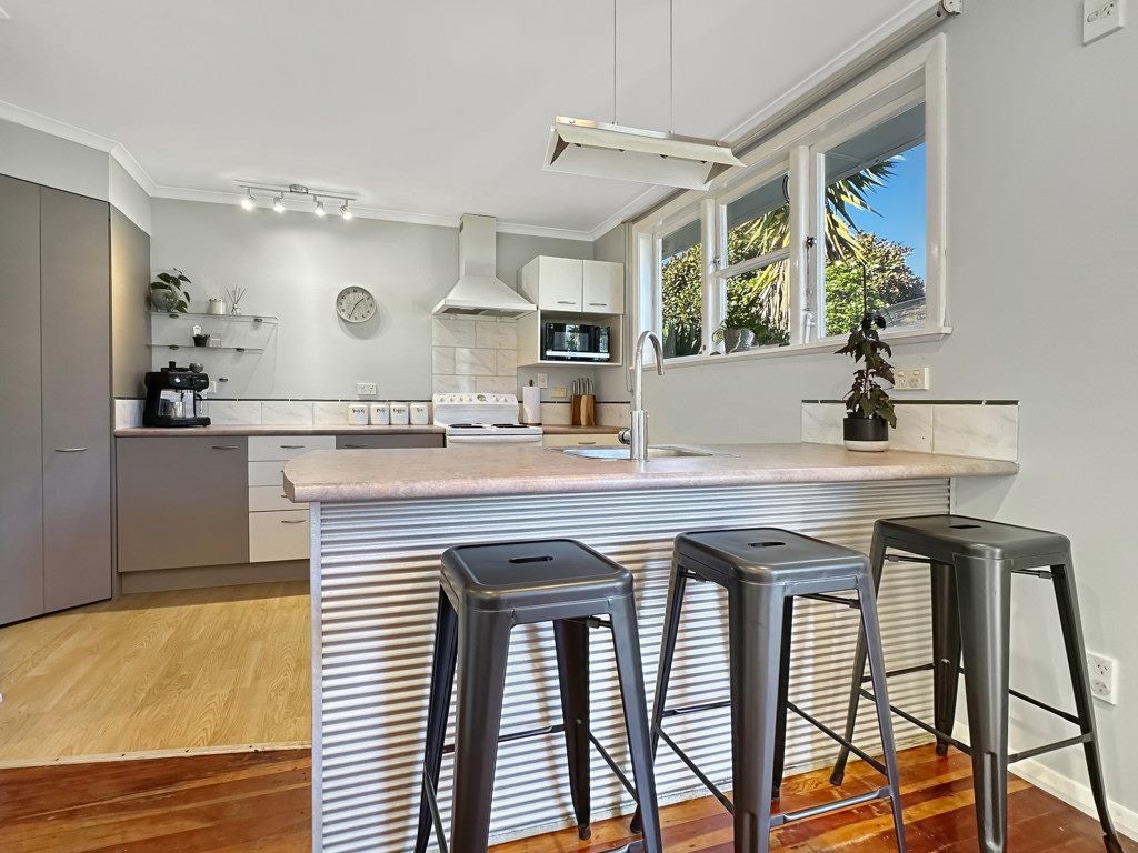 92 Clouston Park Road, Clouston Park, Upper Hutt - Carousel 2