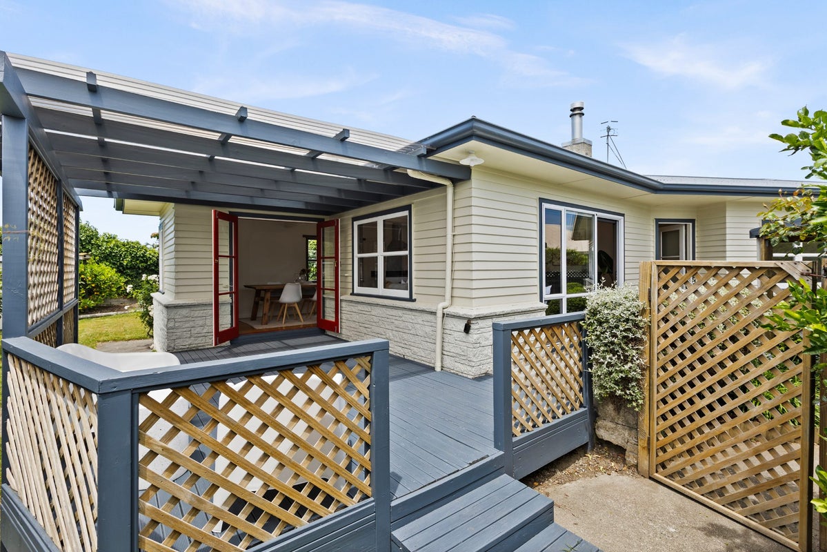 1/68 Guppy Road, Greenmeadows, Napier, Hawke's Bay - Carousel 2