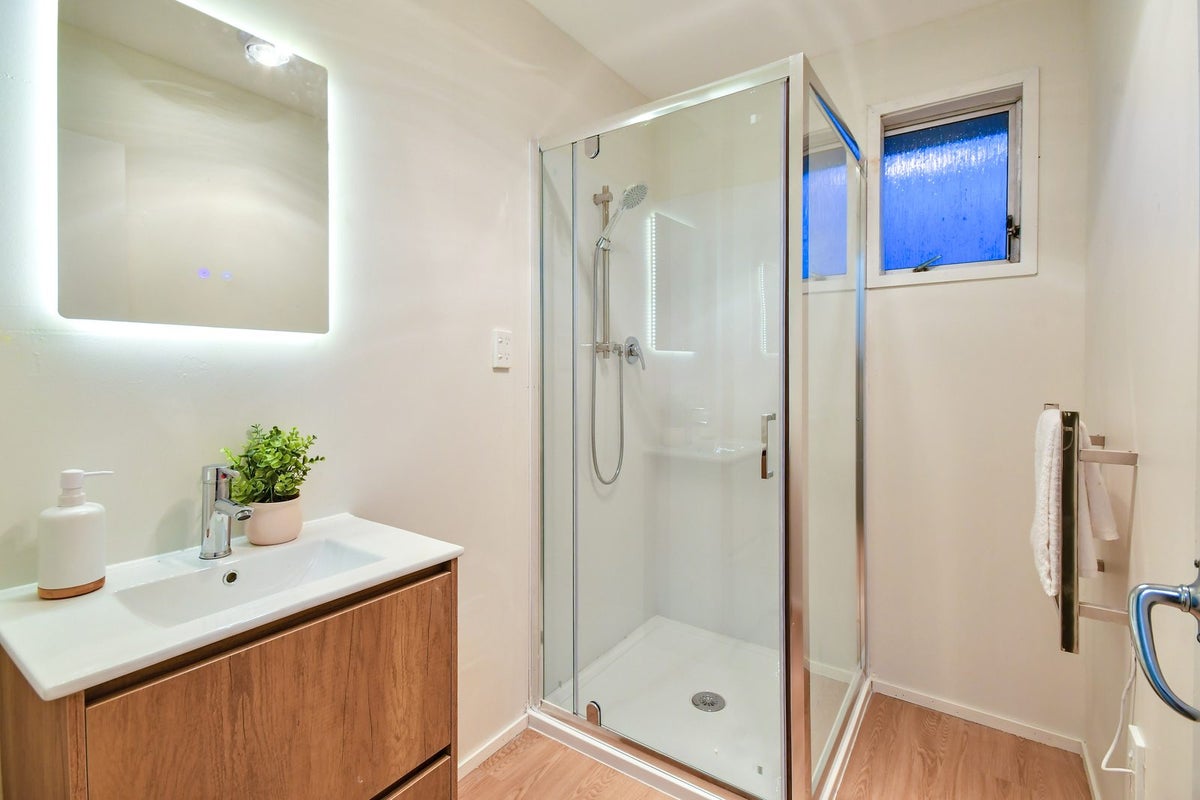 1/83 Barrack Road, Mount Wellington, Auckland - Carousel 10