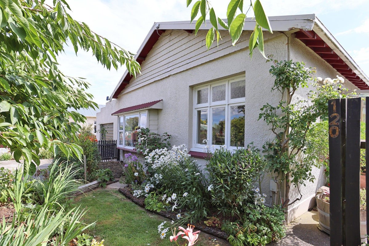 120 Ritchie Street, Richmond, Invercargill - Carousel 1