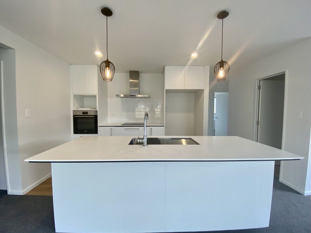 7 Sarah Nicholls Street, Belfast, Christchurch - Carousel 2