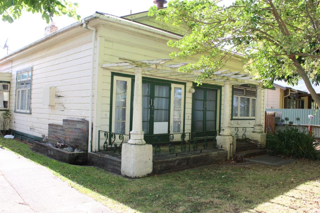 23 Ranfurly Street, Hokowhitu, Palmerston North - Carousel 1