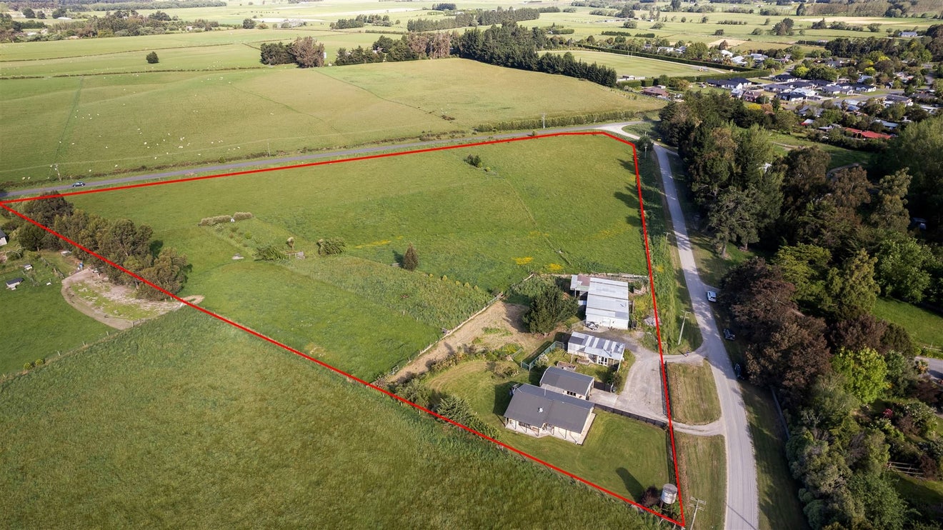 26 Criglingtons Road, Sefton, Sefton - Carousel 2