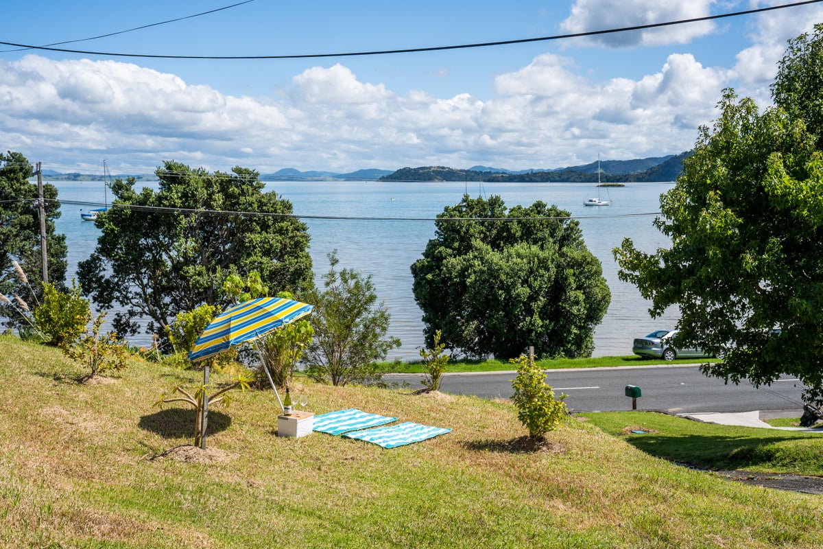 1937 Whangarei Heads Road, Whangarei Heads - Carousel 2