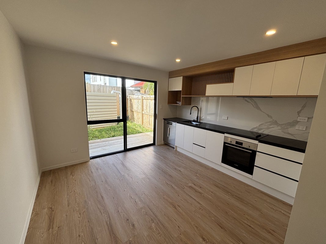 6/42 Marvon Downs Avenue, Pakuranga Heights, Auckland - Carousel 1
