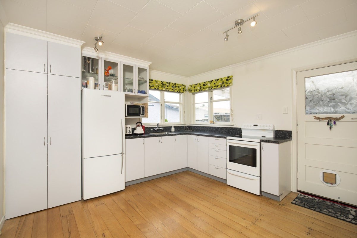 1/17 Rawhiti Street, Tahunanui, Nelson - Carousel 2
