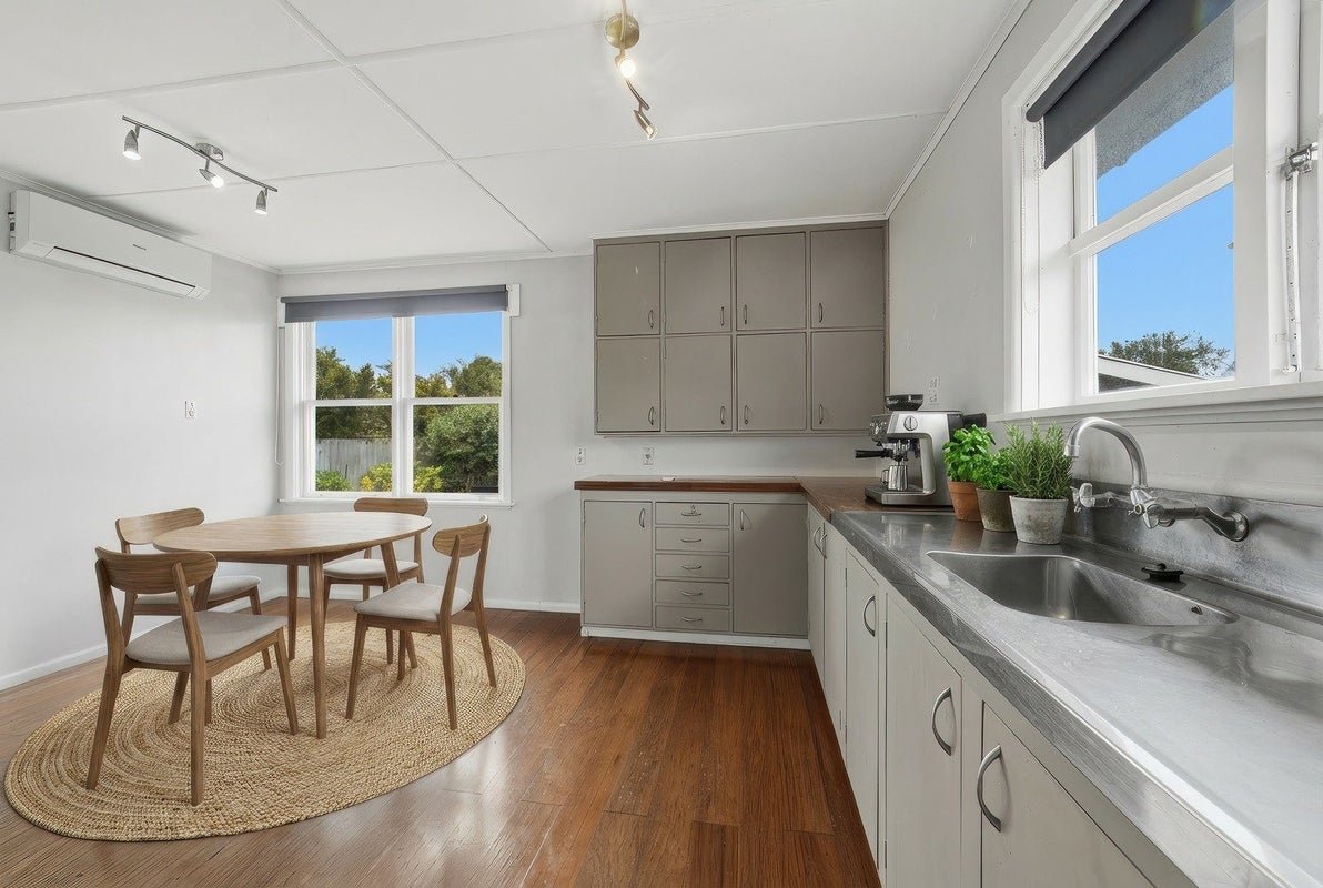 358 Hills Road, Mairehau, Christchurch - Carousel 2