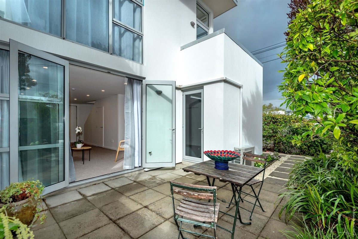 4/44 Packe Street, Edgeware, Christchurch - Carousel 1