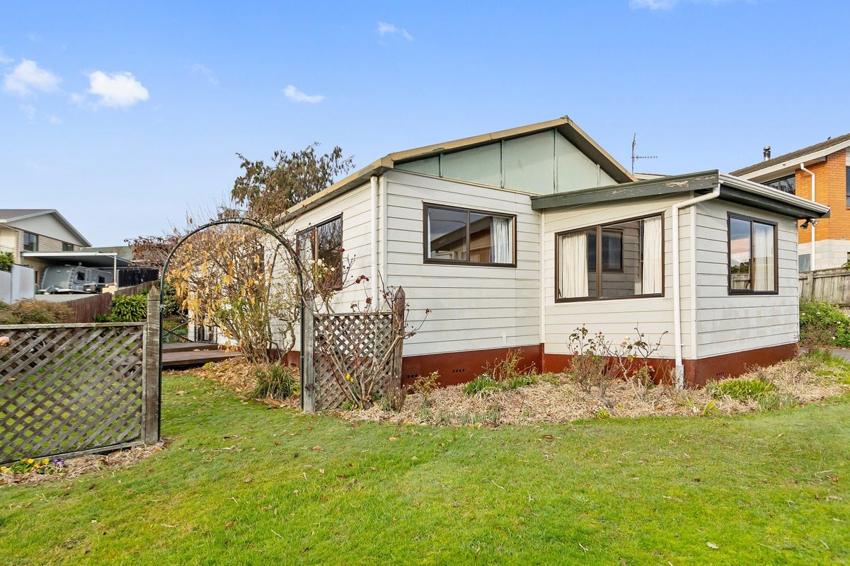 22 Macaulay Street, Gleniti, Timaru, Canterbury - Carousel 1
