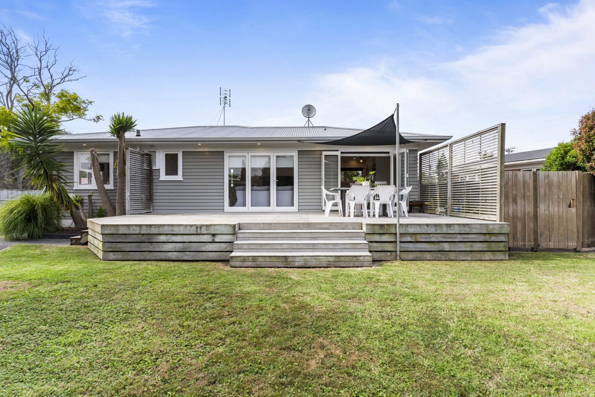 1/13 Edmund Hillary Avenue, Papakura, Papakura - Carousel 1