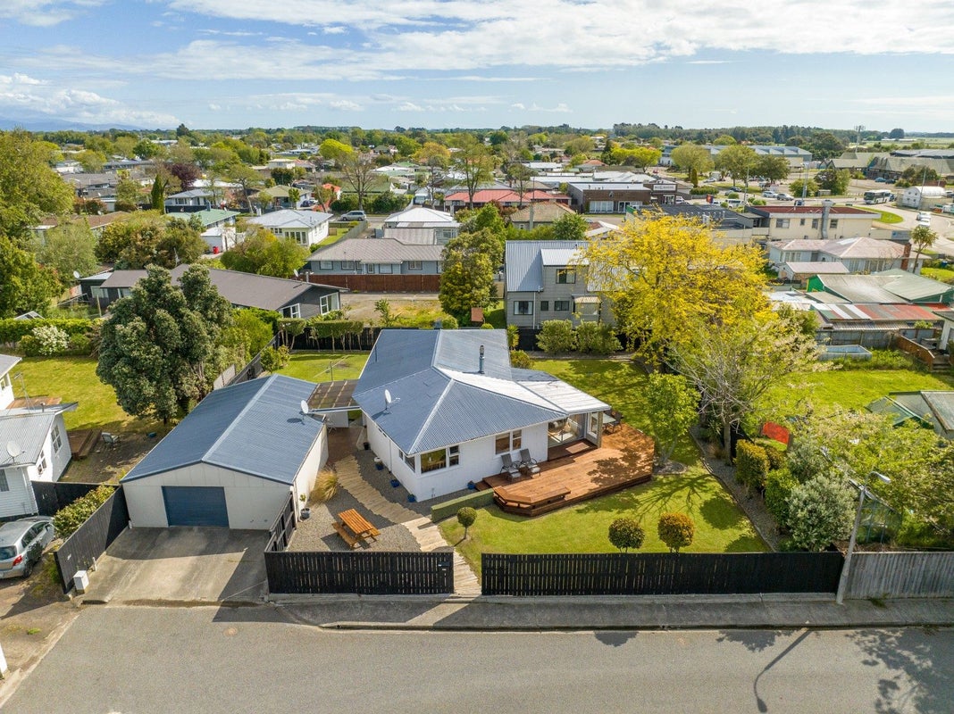 282 Tremaine Avenue, Takaro, Palmerston North - Carousel 1