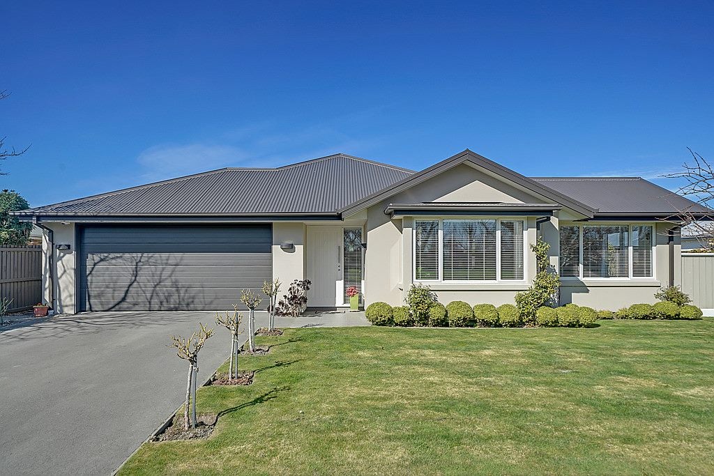 30 Crombie Green, Northwood, Christchurch - Carousel 1