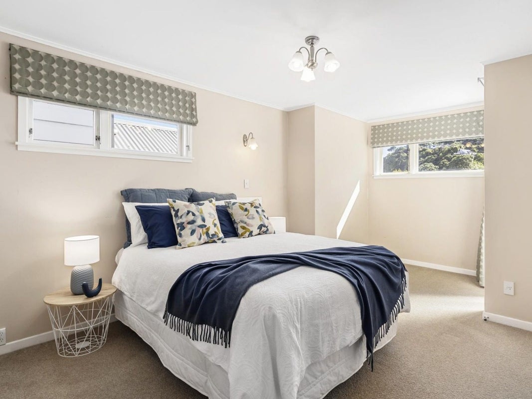 109/107 Muritai Road, Eastbourne, Lower Hutt - Carousel 2