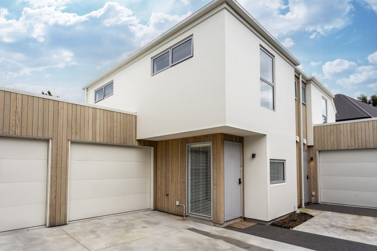 17D Dickens Street, Addington, Christchurch - Carousel 1