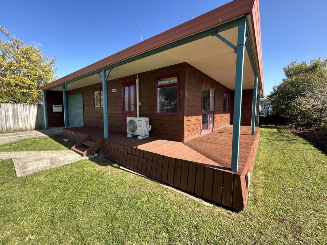 24A Winter Street, Fairfield, Hamilton - Carousel 2