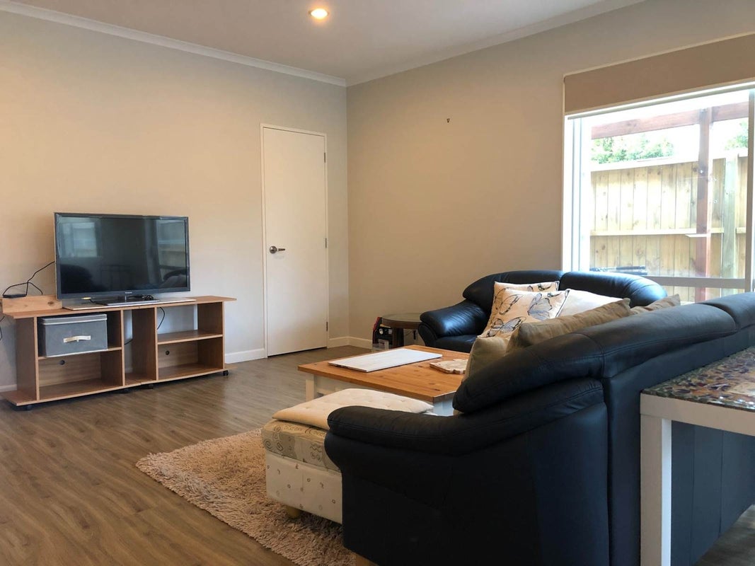 9 Kildare Road, Flat Bush, Auckland - Carousel 17