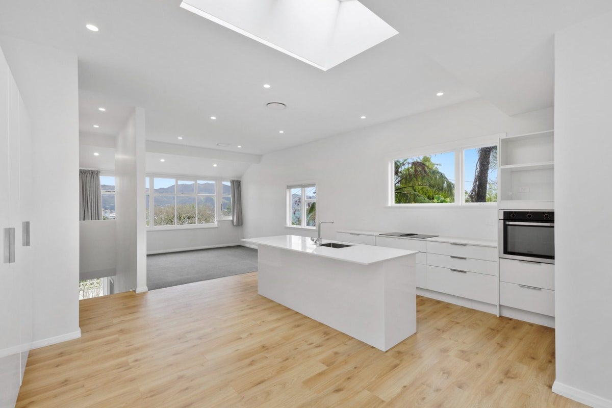 11 Wairere Road, Belmont, Lower Hutt - Carousel 2