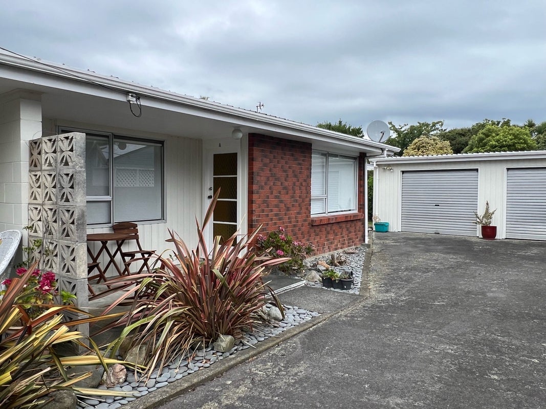 1/44 Hume Street, Alicetown, Lower Hutt - Carousel 1