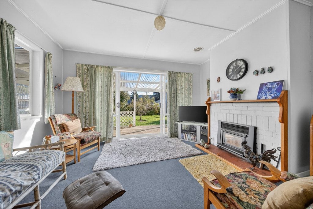 21 Stanly Street, Eketahuna - Carousel 2